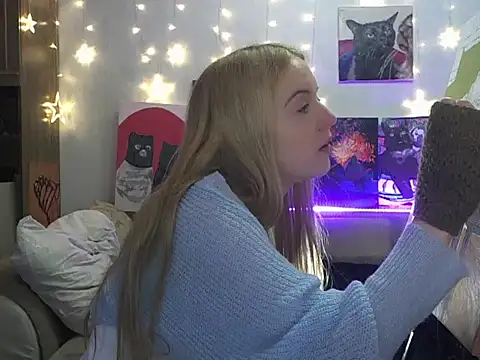 SecretSophia online show from March 2025 11:31:01 PM