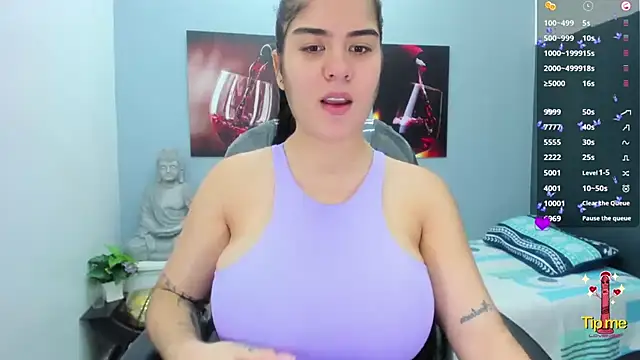 Snapshot of pearl_weet chatting on March 2025 05:47:02 PM pearl weet online show from March 2025 05:47:02 PM