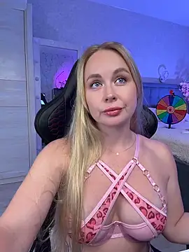 Kitty Ricky online show from April 2026 10:09:01 AM