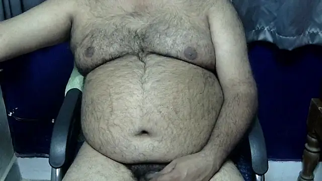 Snapshot of hairysubcub_70 chatting on January 2025 04:16:01 PM hairysubcub 70 online show from January 2025 04:16:01 PM