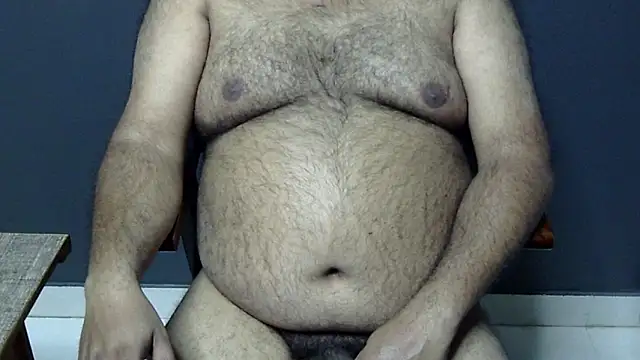Snapshot of hairysubcub_70 chatting on February 2025 01:11:02 PM hairysubcub 70 online show from February 2025 01:11:02 PM