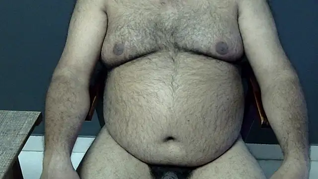 Snapshot of hairysubcub_70 chatting on February 2025 10:15:02 AM hairysubcub 70 online show from February 2025 10:15:02 AM