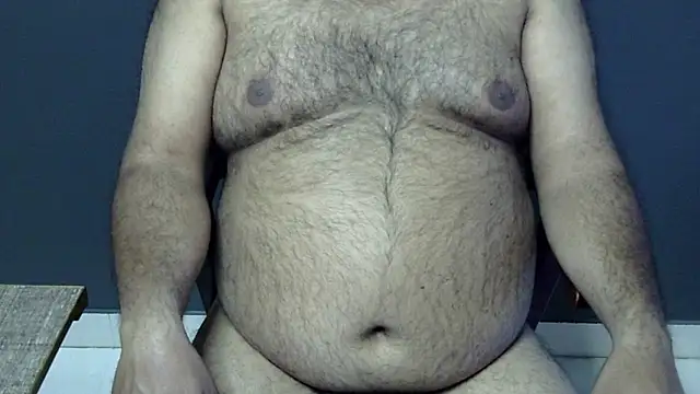 Snapshot of hairysubcub_70 chatting on February 2025 10:23:02 AM hairysubcub 70 online show from February 2025 10:23:02 AM