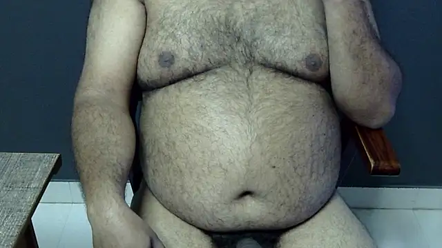 Snapshot of hairysubcub_70 chatting on February 2025 07:17:01 AM hairysubcub 70 online show from February 2025 07:17:01 AM