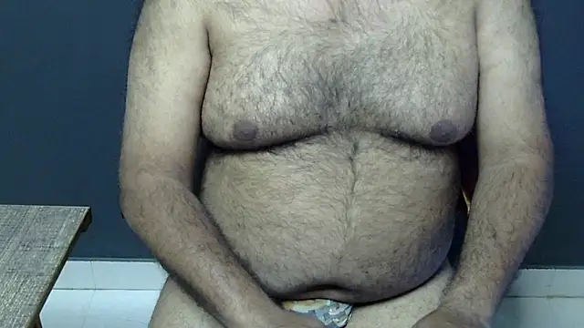 Snapshot of hairysubcub_70 chatting on February 2025 10:07:02 AM hairysubcub 70 online show from February 2025 10:07:02 AM