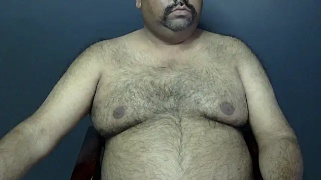 Snapshot of hairysubcub_70 chatting on February 2025 10:07:02 AM hairysubcub 70 online show from February 2025 10:07:02 AM