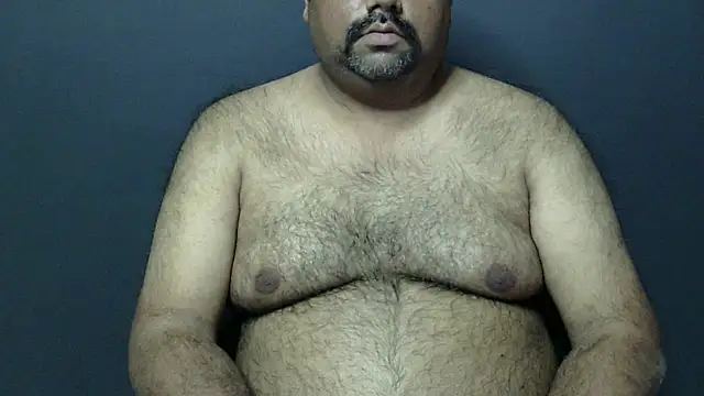 Snapshot of hairysubcub_70 chatting on February 2025 01:21:02 PM hairysubcub 70 online show from February 2025 01:21:02 PM