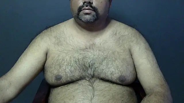 Snapshot of hairysubcub_70 chatting on February 2025 06:49:02 AM hairysubcub 70 online show from February 2025 06:49:02 AM