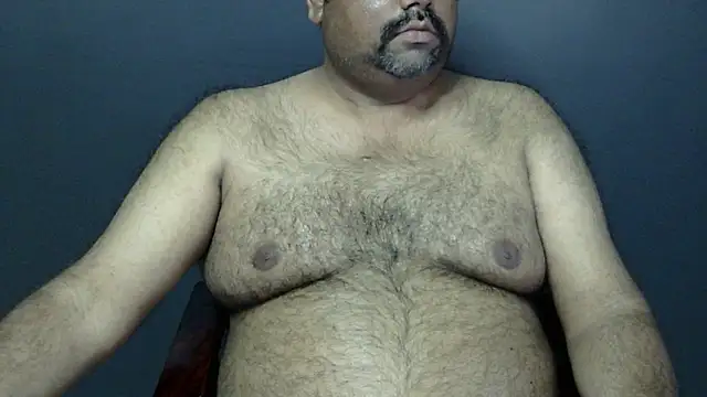 Snapshot of hairysubcub_70 chatting on February 2025 10:15:02 AM hairysubcub 70 online show from February 2025 10:15:02 AM