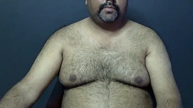 Snapshot of hairysubcub_70 chatting on February 2025 07:09:02 AM hairysubcub 70 online show from February 2025 07:09:02 AM