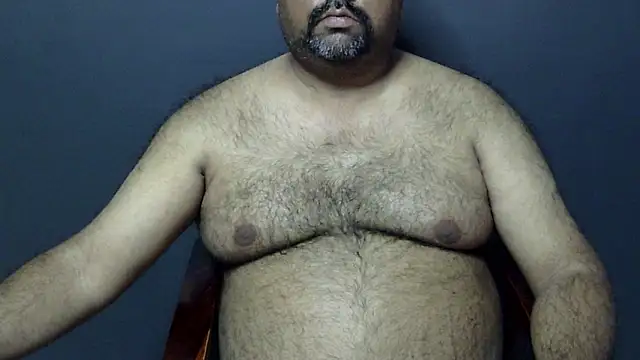 Snapshot of hairysubcub_70 chatting on February 2025 09:58:02 AM hairysubcub 70 online show from February 2025 09:58:02 AM