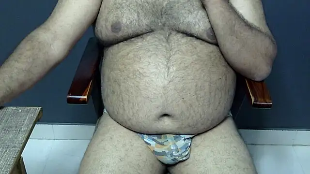 Snapshot of hairysubcub_70 chatting on March 2025 10:14:02 AM hairysubcub 70 online show from March 2025 10:14:02 AM