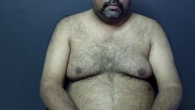 Snapshot of hairysubcub_70 chatting on March 2025 07:08:02 AM hairysubcub 70 online show from March 2025 07:08:02 AM
