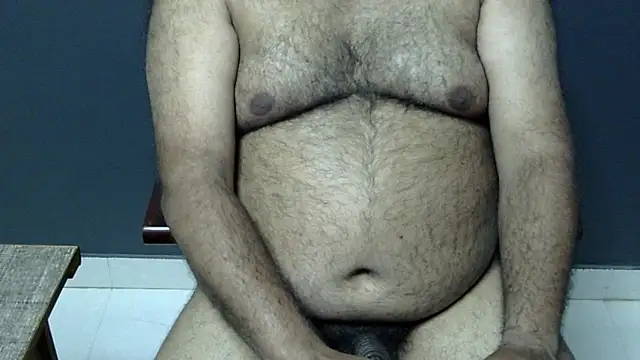 Snapshot of hairysubcub_70 chatting on March 2025 01:14:01 PM hairysubcub 70 online show from March 2025 01:14:01 PM