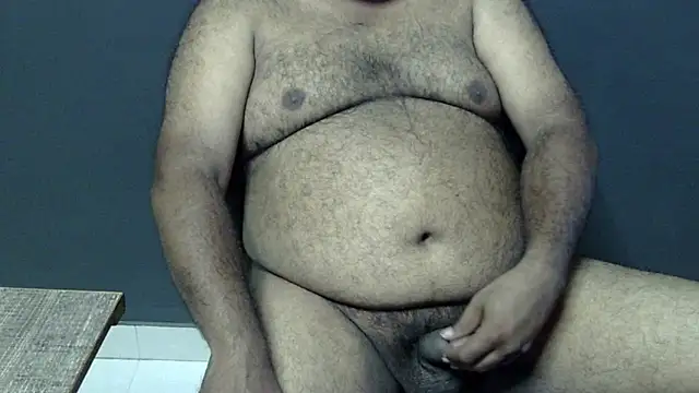 Snapshot of hairysubcub_70 chatting on September 2025 05:40:01 AM hairysubcub 70 online show from September 2025 05:40:01 AM