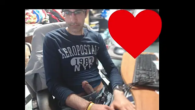 Gsmile1 online show from April 2026 07:58:01 PM