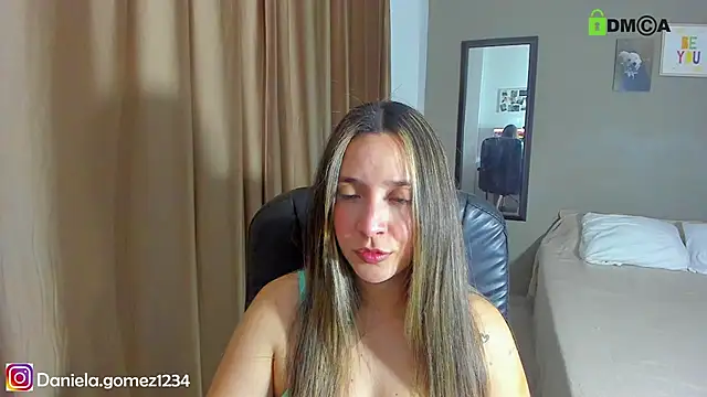 Danielacams online show from January 2025 04:12:01 AM