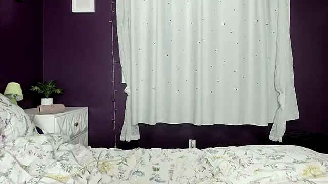 Snapshot of bossbratbimbo chatting on February 2025 02:36:02 AM bossbratbimbo online show from February 2025 02:36:02 AM