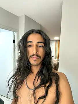 Snapshot of jrrichforever chatting on November 2025 04:34:01 AM jrrichforever online show from November 2025 04:34:01 AM