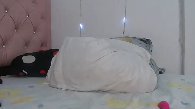 Snapshot of karlota_28 chatting on February 2025 05:19:02 AM karlota 28 online show from February 2025 05:19:02 AM