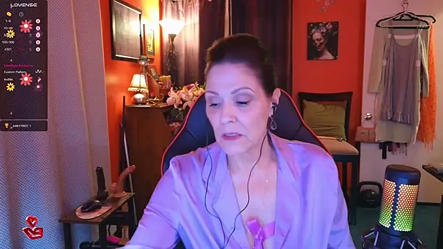 Snapshot of Good-Juju chatting on February 2025 04:57:02 AM Good-Juju online show from February 2025 04:57:02 AM