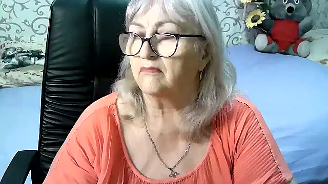 LolkaAlyss online show from January 2025 07:46:01 PM
