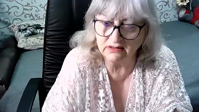 LolkaAlyss online show from February 2025 08:31:01 AM