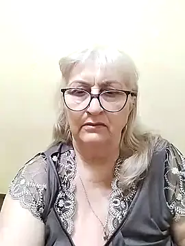 LolkaAlyss online show from September 2025 04:45:02 PM