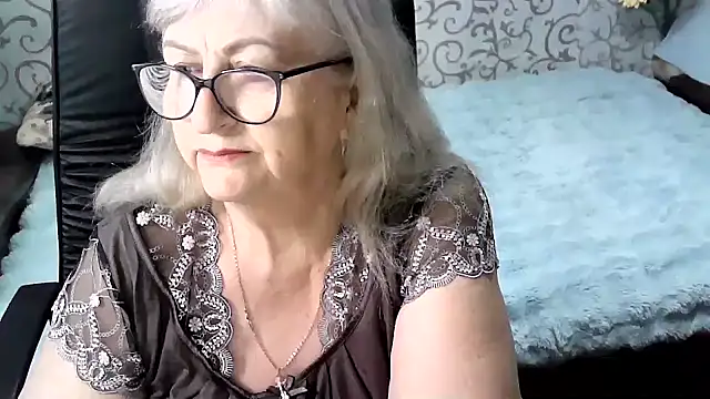 LolkaAlyss online show from October 2025 05:37:01 AM