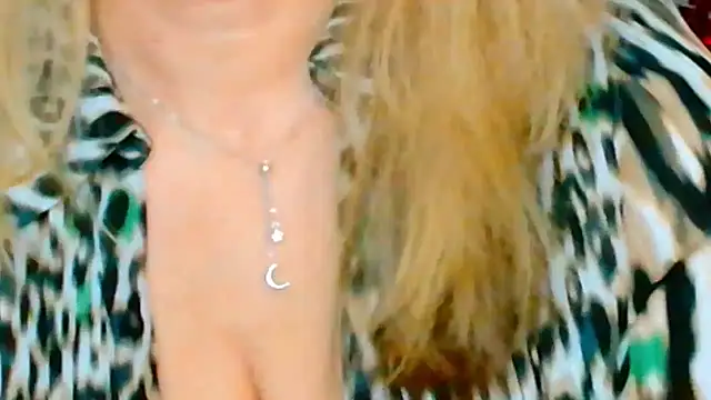 Tyana40 online show from February 2025 05:37:01 AM