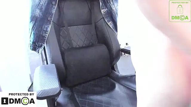 Snapshot of Seans1million chatting on February 2025 04:10:02 AM Seans1million online show from February 2025 04:10:02 AM