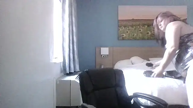 JadeDaMilf online show from April 2026 07:47:01 PM