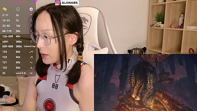 Snapshot of aliiiiiina chatting on January 2025 05:07:02 PM aliiiiiina online show from January 2025 05:07:02 PM