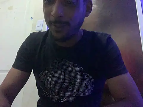 Snapshot of domigoodguy chatting on February 2025 10:17:02 PM domigoodguy online show from February 2025 10:17:02 PM