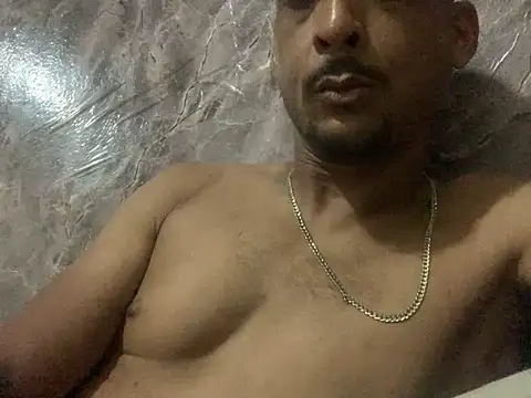 Snapshot of domigoodguy chatting on February 2025 05:36:01 PM domigoodguy online show from February 2025 05:36:01 PM