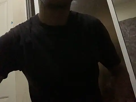 Snapshot of domigoodguy chatting on February 2025 07:58:02 PM domigoodguy online show from February 2025 07:58:02 PM