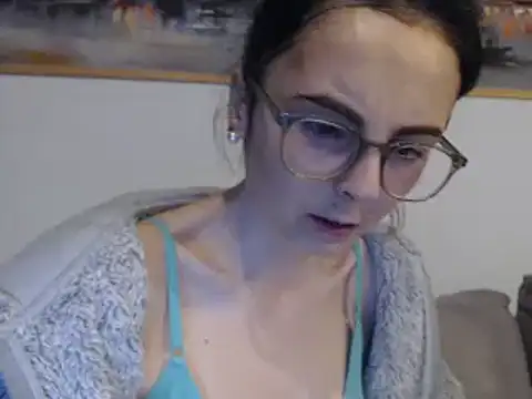 Snapshot of cleophee chatting on January 2025 07:04:02 AM cleophee online show from January 2025 07:04:02 AM