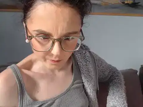 Snapshot of cleophee chatting on February 2025 11:43:02 AM cleophee online show from February 2025 11:43:02 AM