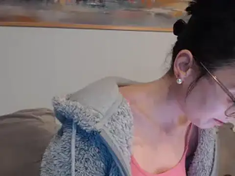 Snapshot of cleophee chatting on February 2025 06:51:01 AM cleophee online show from February 2025 06:51:01 AM