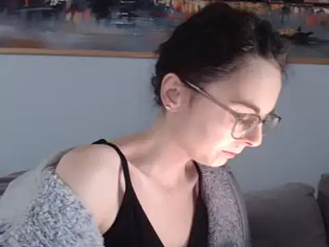 Snapshot of cleophee chatting on March 2025 12:33:02 PM cleophee online show from March 2025 12:33:02 PM