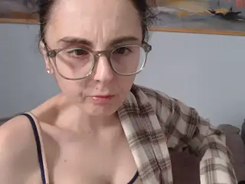 Snapshot of cleophee chatting on March 2025 09:43:01 AM cleophee online show from March 2025 09:43:01 AM