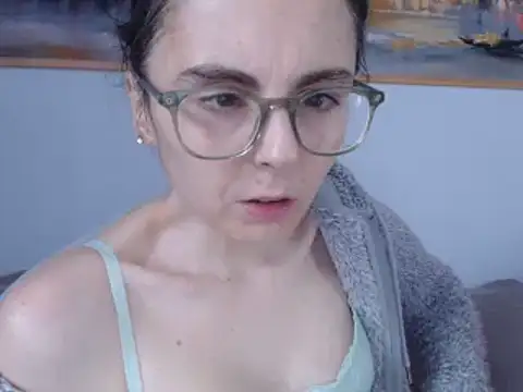 Snapshot of cleophee chatting on March 2025 06:46:02 AM cleophee online show from March 2025 06:46:02 AM