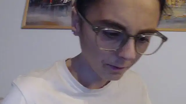 Snapshot of cleophee chatting on October 2025 06:05:02 AM cleophee online show from October 2025 06:05:02 AM