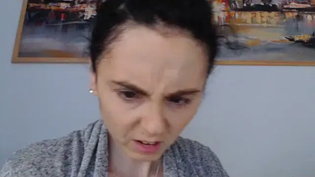 cleophee online show from April 2026 05:45:02 AM