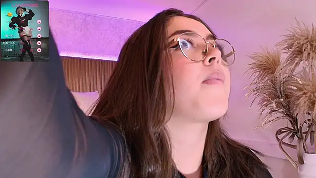 emmy walker online show from March 2025 05:18:02 PM