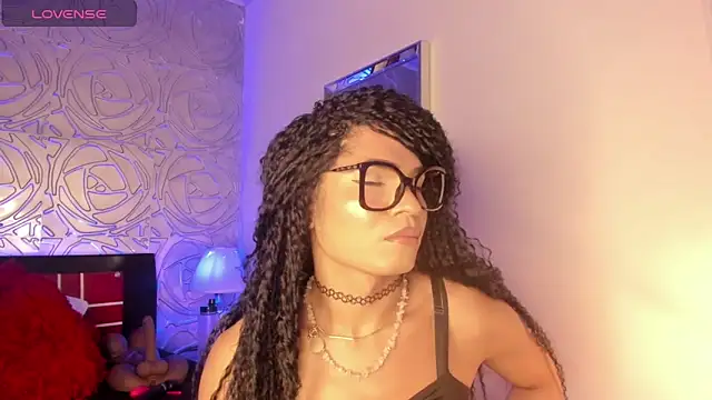 vennus1  online show from January 2025 09:22:01 PM