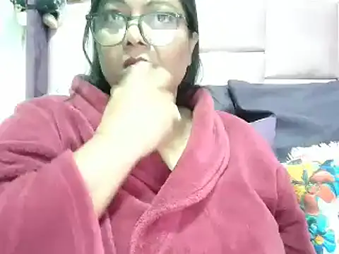 IndianDelia online show from November 2025 03:12:01 AM