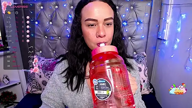 LAILAGUMMY online show from December 2024 02:00:02 PM