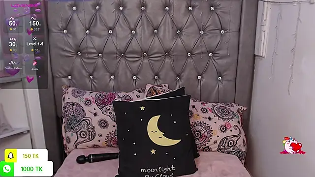 LAILAGUMMY online show from November 2025 02:08:01 PM