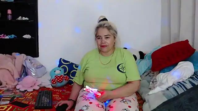 estrellita fugaz16x online show from December 2024 03:27:02 AM